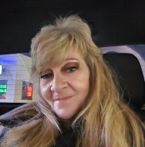 Meet your Posher, Gloria